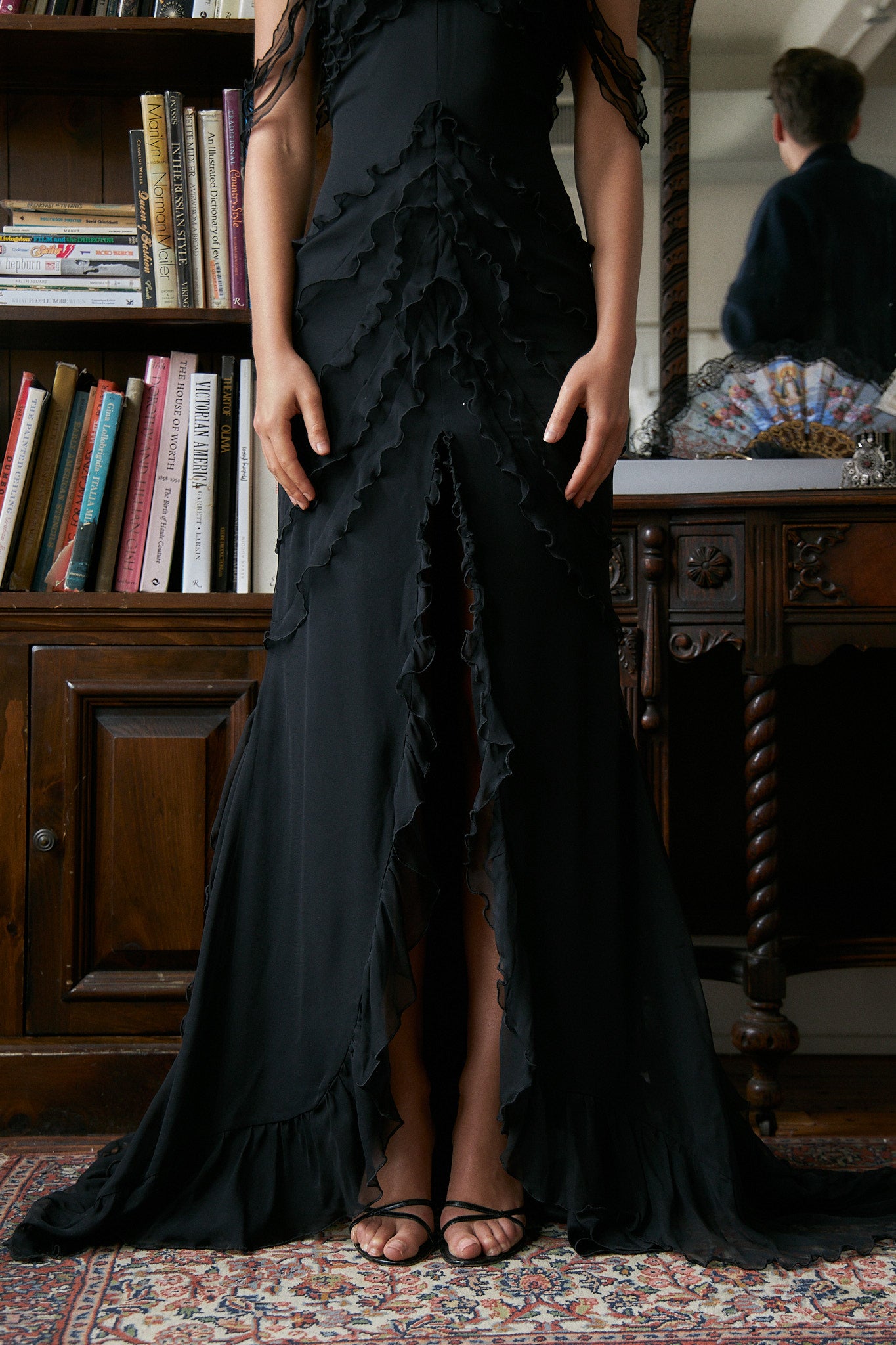 Cascading Ruffle Gown Noir Lined